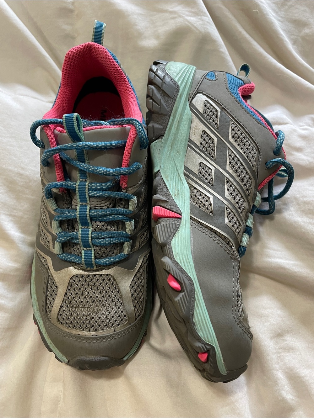 Merrell |Moab FST | Low | Waterproof Hiking Shoes |grey/blue/pink/teal | Size 3
